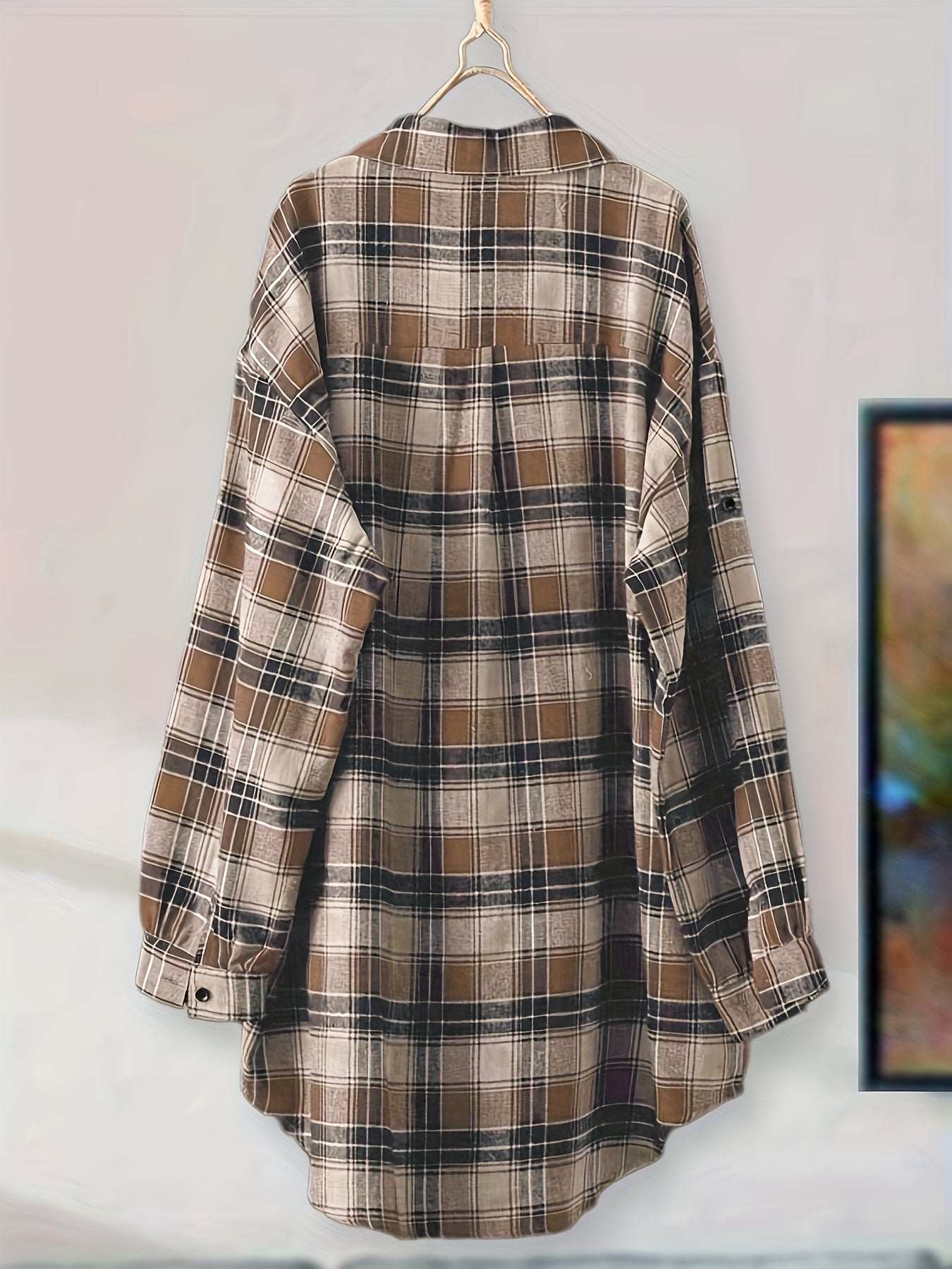 Versatile Green & Beige Plaid Mid-Length Shirt